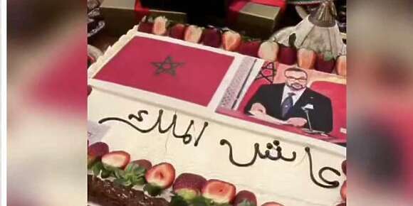 سالى انجاز اللبؤات التاريخي ودابا خاص محاسبة “دوزيم” على فضيحة “لفرقة”. كيفاش قناة عمومية سمحات لتافهين وتافهات وعطاتهم “برنامج” مولاتو داعمة التفاهة “انوي”