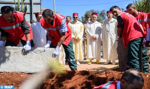 تشييع جثمان الراحلة عائشة الخطابي، كريمة محمد بن عبد الكريم الخطابي، بالدار البيضاء، بحضور صاحب السمو الملكي الأمير مولاي رشيد