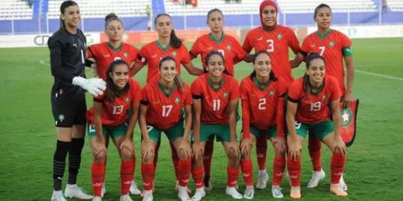فماتش حضرو جمهور قليل.. اللبؤات خسرو مع زامبيا فأول مباراة لهم بعد انجازهم فمونديال العيالات