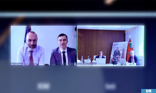 رئيس حزب التجمع الوطني للأحرار يجري محادثات مع زعيم حزب الشعب الأوروبي