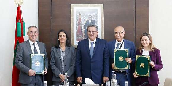 بترأس أخنوش..  تسينيات اتفاقية تنزيل البرنامج الخاص بتعزيز أعداد خريجي الجامعات العمومية المغربية فالتخصصات النوميريك