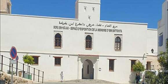 وزارة الثقافة تؤكد حرصها على حماية المعالم التاريخية بالمغرب باش ما تتعاودش بحال محاولة الاعتداء اللي وقعات على “برج النعام” فطنجة