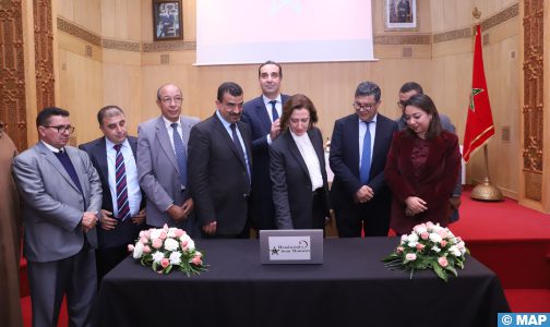 الرباط.. إطلاق ثلاثة برامج لدعم تنافسية الفاعلين بقطاع الصناعة التقليدية