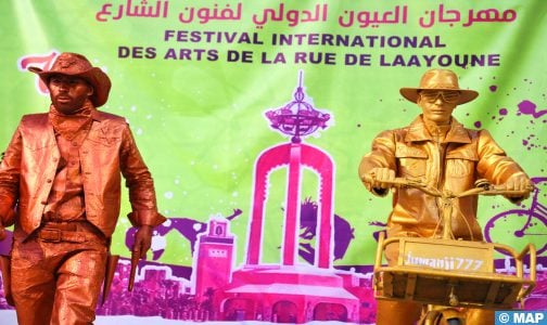 العيون تستضيف فعاليات الدورة السابعة لمهرجان العيون الدولي لفنون الشارع