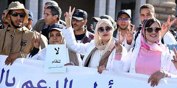 فوائد أن تكون لك تنسيقية! اصمدي أستاذتي في بيجامتك و لا تخرجي منها مهما اقترحوا عليك من زيادة