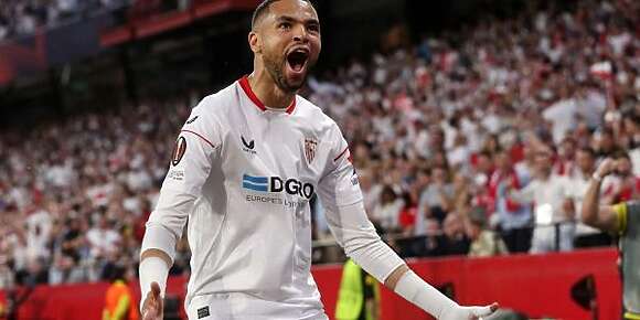 مانشستر يونايتد باغيين يوسف النصيري