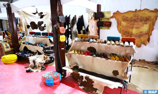 فاس: المعرض الوطني للجلد يفتتح أبوابه لإبراز مؤهلات القطاع وتعزيز وتقوية قدرات الفاعلين والمهنيين