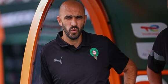 الركراكي: ها علاش اللاعبين المغاربة كيتألقو فأوروبا وفلافريك لا.. عندنا مشكل فكوب دافريك وهادي حقيقة.. أرسن فينگر قاليا غيتبدلو عليك ووصلت على كلامو