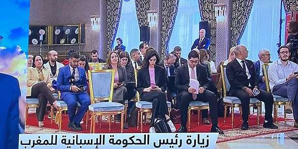 شوهة وزارة بنسعيد فتدبير زيارة شانشيث. كيفاش جابو ناسهم عمرو قاعة اللي دارت فيها ندوة سانشيث وعرضو غير على صحافي باش يؤكدو اللي كيكتبو عليه صحافتهم باللي مقرب من القصر