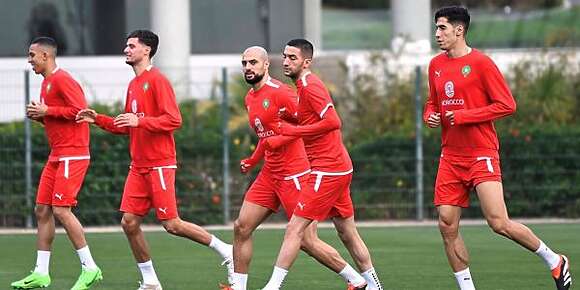 الركراكي هز الريتم فمعسكر المنتخب المغربي وها علاش ركز مع اللاعبين فالتداريب (تصاور)