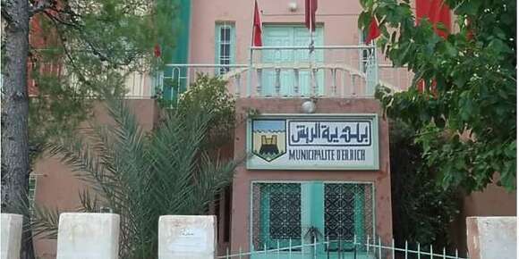 “عزل” رئيس جماعة الريش والنائب ديالو بعد التقرير لكحل اللي دارت عليهم الداخلية