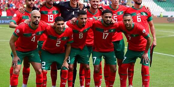 نريد شعبا ودولة يشبهان المنتخب الوطني! عليكم أن تضعوا ثقتكم فينا. وتوفروا لنا نحن أيضا جميع الظروف. كي لا نحرجكم عام 2030
