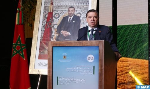 تقنيات الجينوم الجديدة، أداة رئيسية للتكيف مع التغيرات المناخية (وزير)