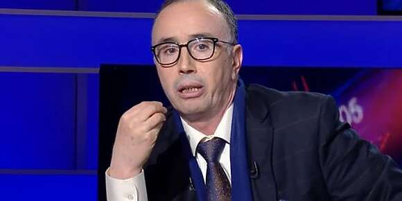 هادو لي تفتخر بهم بلادهم ماشي بحال الكتاني..المؤرخ الطيب بياض لمس الشخصية المغربية فكتاب جديد: كيأصل فيه للمغربي وتفكيرو ونفسيتو وكيفاش كيقدر يجمع بين المحلي والطارئ بحال الحداثة