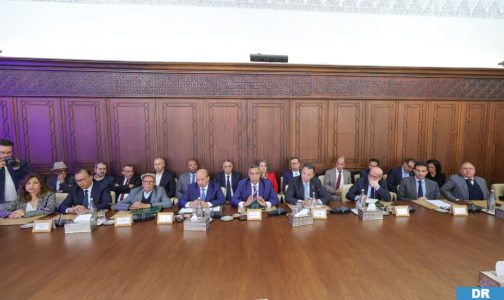 المركزيات النقابية تجمع على أهمية الاتفاق الموقع مع الحكومة حول الزيادة العامة في الأجور