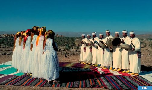 وزارة الشباب والثقافة والتواصل تصدر وثائقيا يسلط الضوء على 6 ألوان فنية شعبية بضفاف وادي درعة
