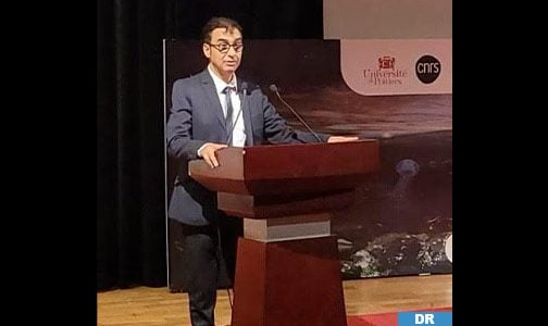 ثلاثة أسئلة للبروفيسور عبد الرزاق الألباني، الأستاذ الباحث في معهد كيمياء البيئات والمواد ببواتييه