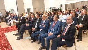 السعيدية .. انطلاق الندوة الدولية لتطوير الريكبي الإفريقي(فيديو) 25 السعيدية .. انطلاق الندوة الدولية لتطوير الريكبي الإفريقي(فيديو)