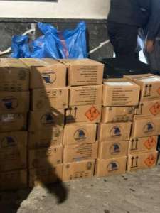 ميناء طنجة المتوسط يحبط تهريب شحنة ضخمة من المفرقعات وتوقيف فرنسي من أصل مغربي