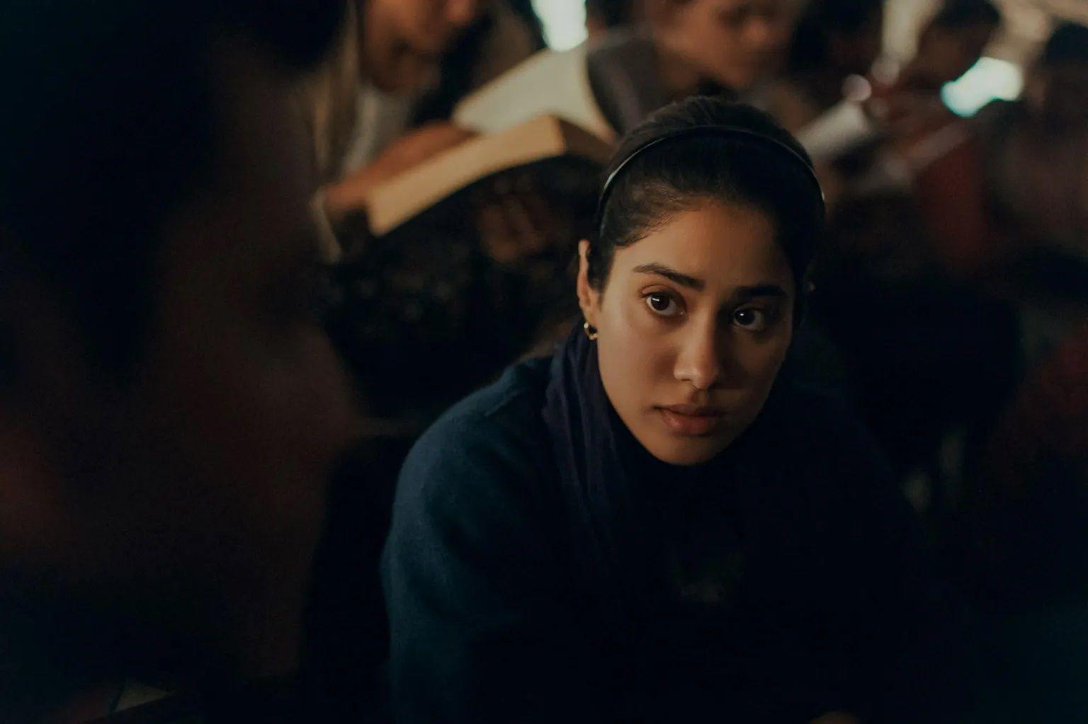 لعبت  جانفي كابور ممثلة بوليوود دورًا رئيسيًا في الفيلم
