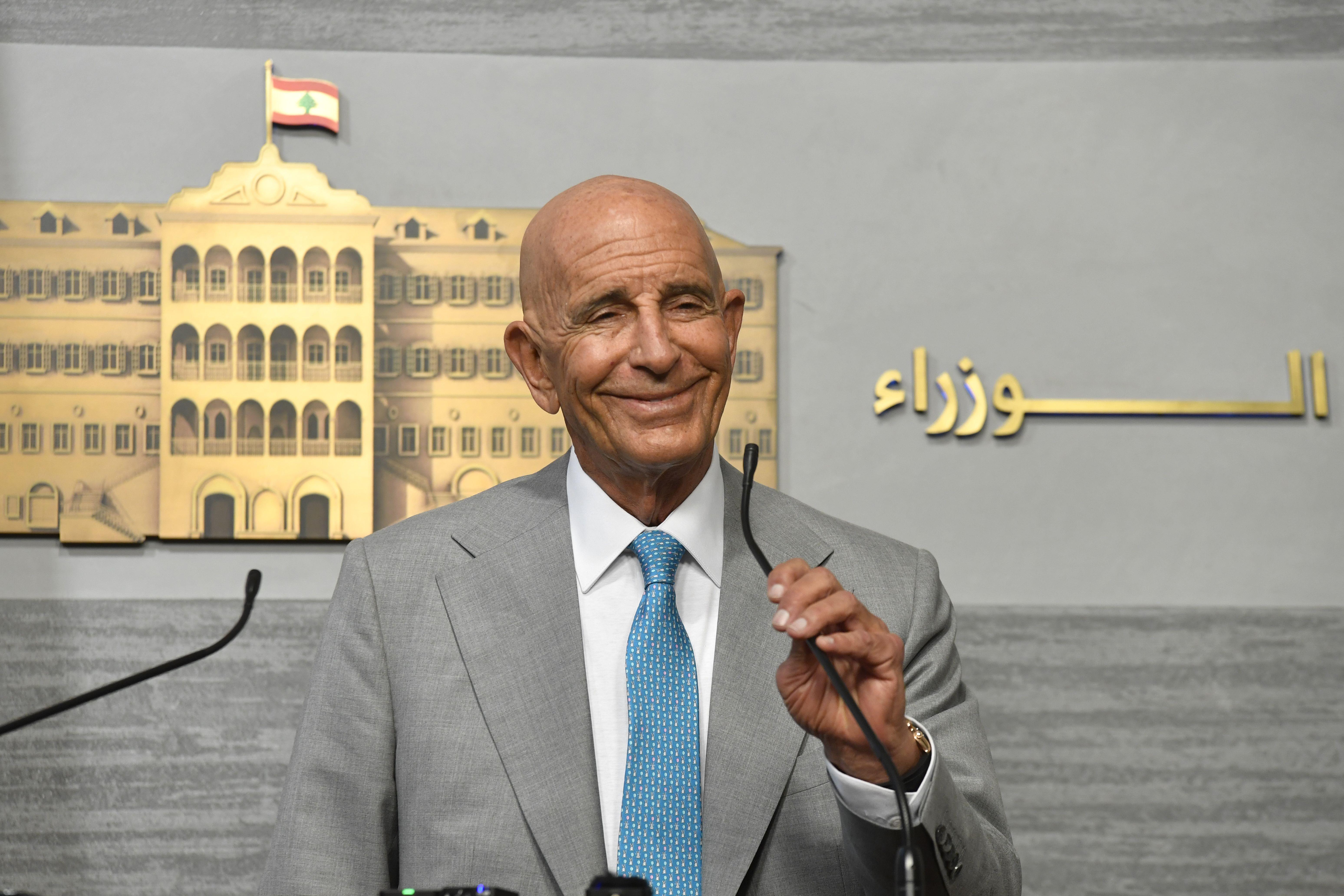 توماس براك – وهو سفير الولايات المتحدة لدى تركيا ومبعوثها الخاص لسوريا – زار بيروت لأول مرة في 19 حزيران/يونيو 2025 حاملاً خريطة طريق أمريكية مفصلة من 6 صفحات لطرحها على المسؤولين اللبنانيين. 