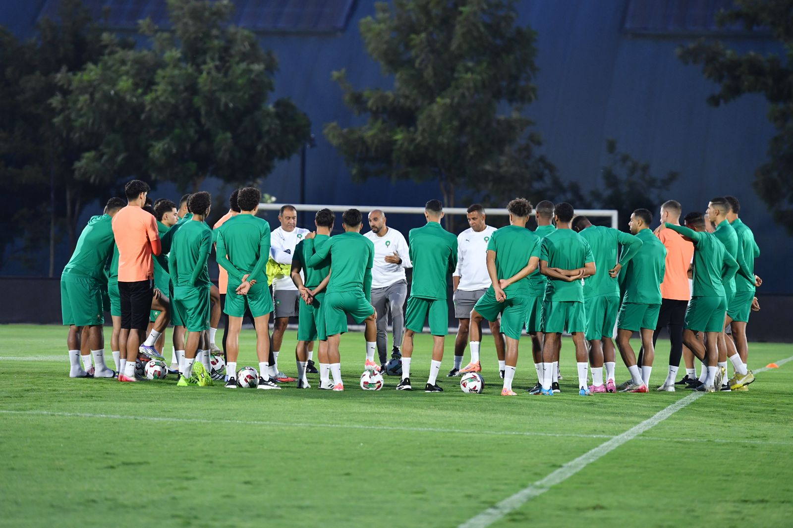 المنتخب الوطني يخوض حصة تدريبية مفتوحة أمام وسائل الإعلام 2 المنتخب الوطني