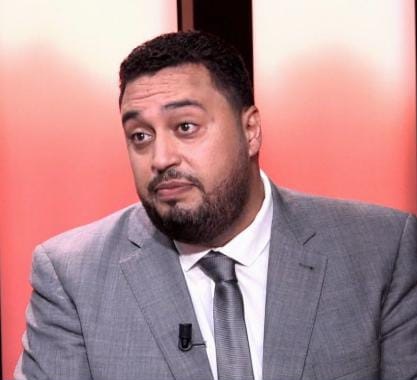 زكرياء فيرانو محلل اقتصادي زكرياء فيرانو محلل اقتصادي