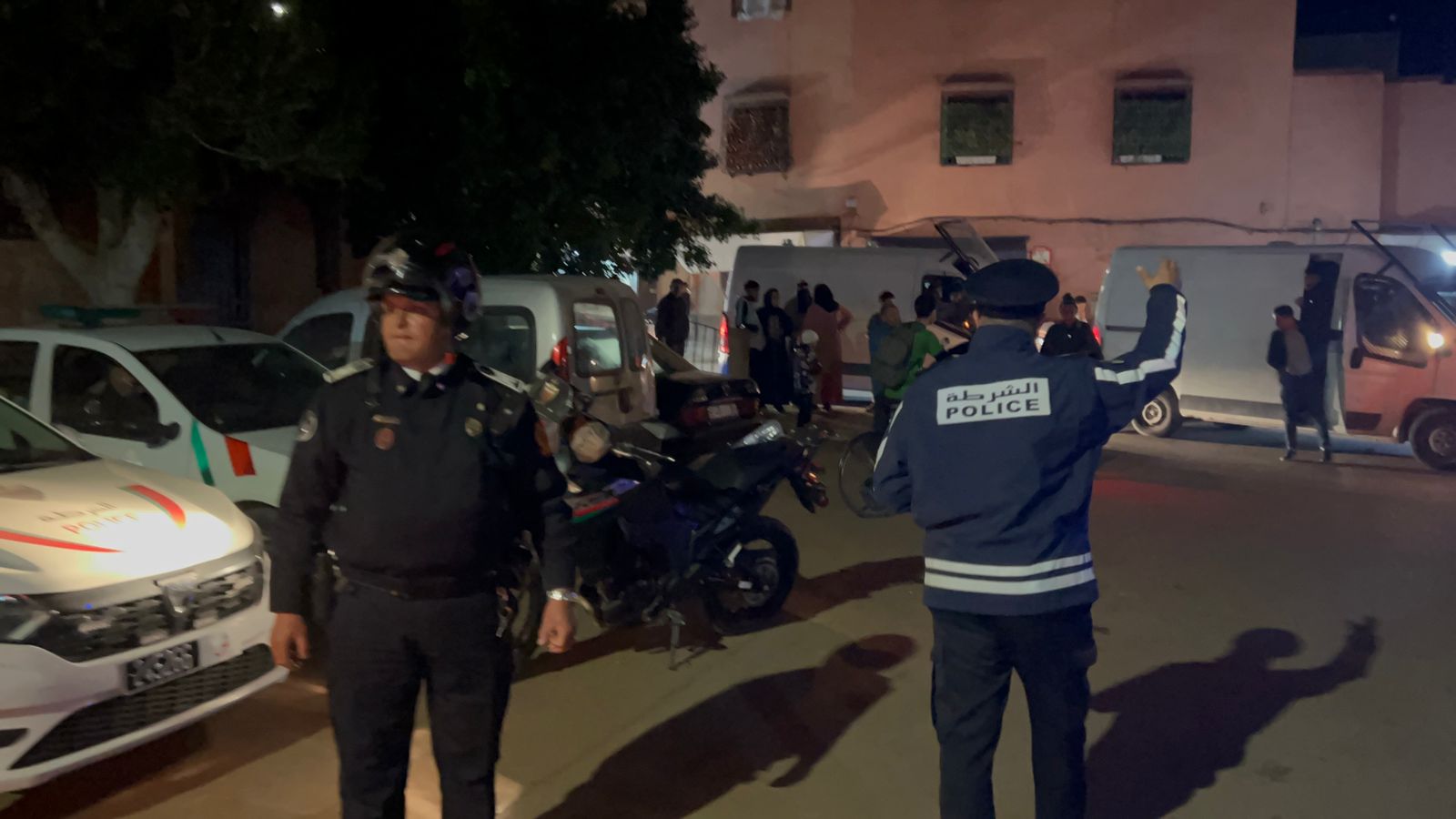 استنفار أمني بسبب مواجهات بين مهاجرين أفارقة وشبان مغاربة بمراكش (صور) 4 استنفار أمني بسبب مواجهات بين مهاجرين أفارقة وشبان مغاربة بمراكش (صور)