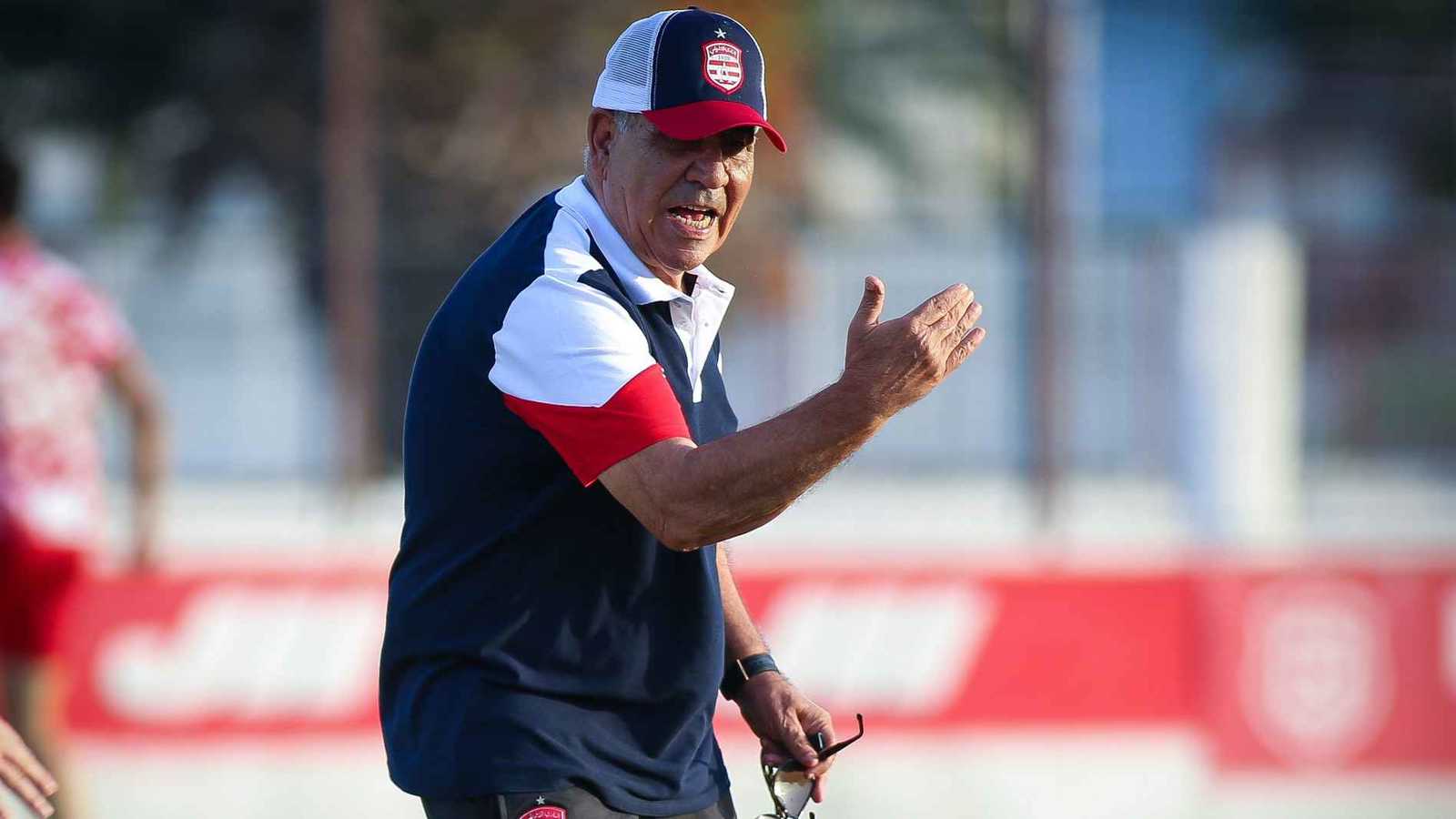 فوزي البنزرتي يستبعد لاعبًا من التشكيلة بسبب تمسكه بالصيام 2 فوزي البنزرتي