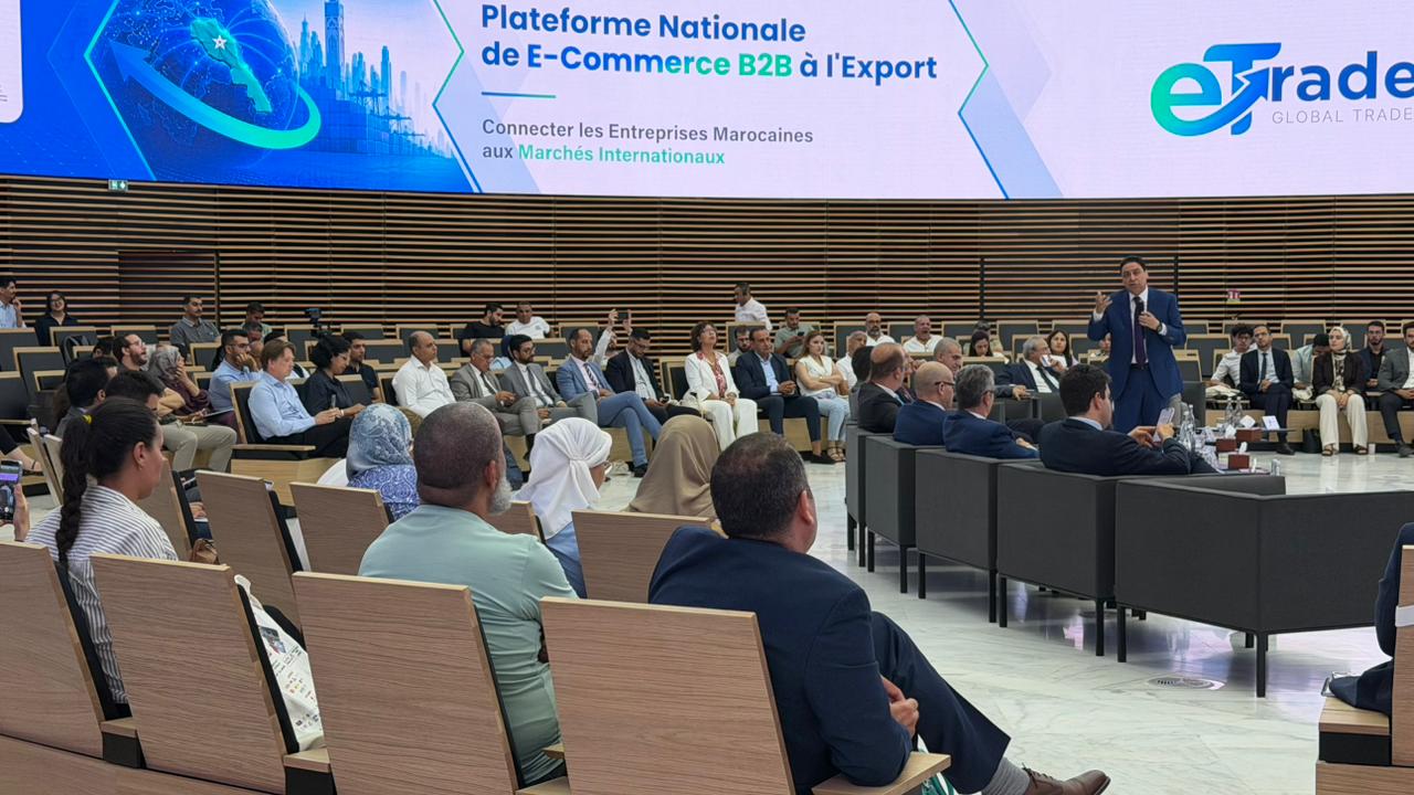 المغرب يطلق أول منصة وطنية للتجارة الإلكترونية الموجهة للتصدير "eTrade.ma" لتعزيز حضور المقاولات في الأسواق العالمية